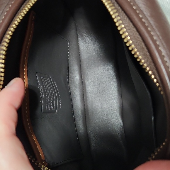 Coach camera bag - Picture 5 of 11